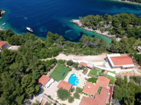 Family friendly apartments with a swimming pool Cove Poplat, Korcula - 18258